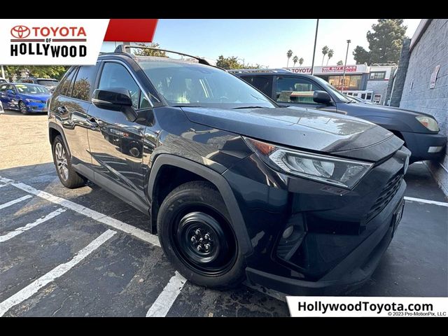 2020 Toyota RAV4 XLE Premium