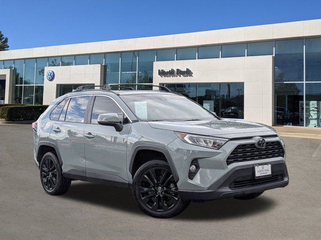 2020 Toyota RAV4 XLE Premium