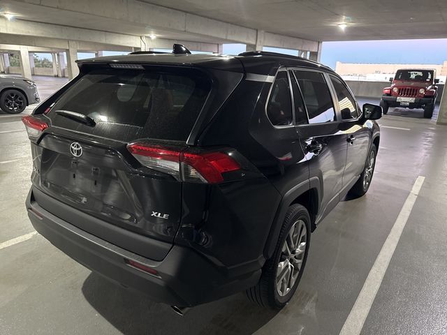 2020 Toyota RAV4 XLE Premium