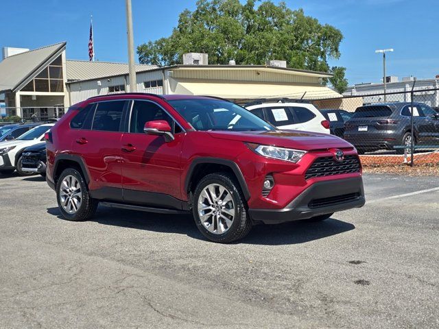 2020 Toyota RAV4 XLE Premium