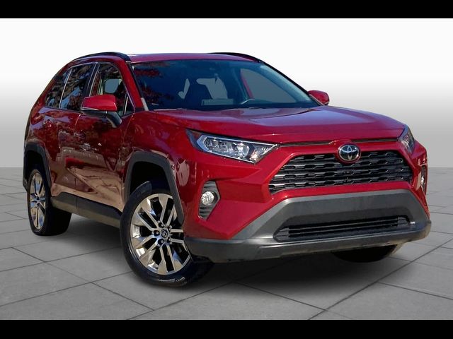 2020 Toyota RAV4 XLE Premium