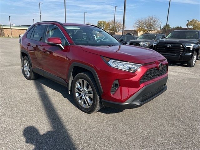 2020 Toyota RAV4 XLE Premium