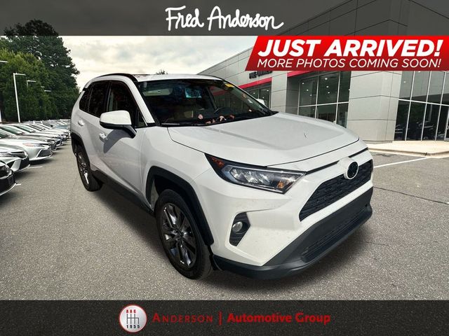 2020 Toyota RAV4 XLE Premium