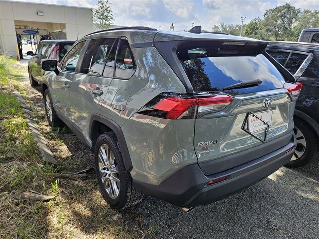 2020 Toyota RAV4 XLE Premium