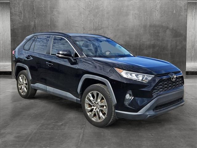 2020 Toyota RAV4 XLE Premium