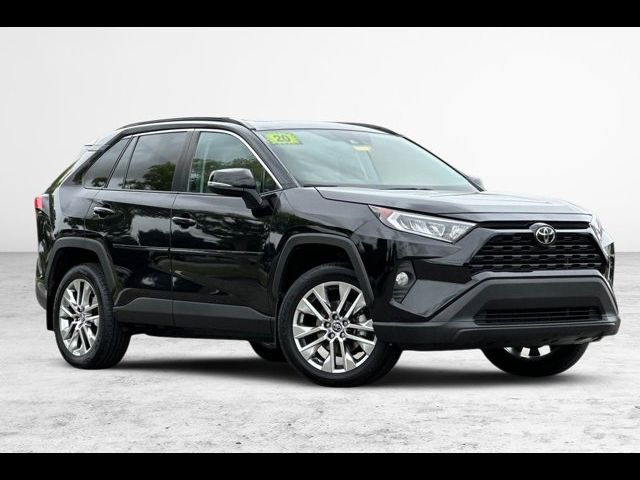 2020 Toyota RAV4 XLE Premium