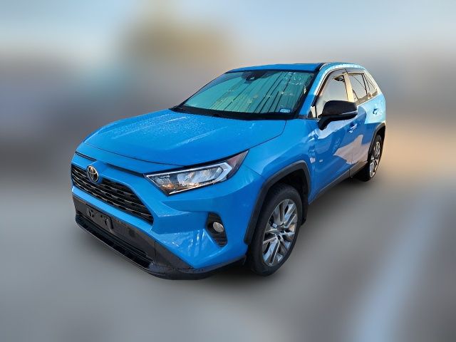 2020 Toyota RAV4 XLE Premium