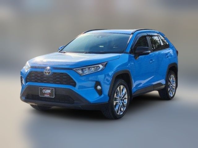 2020 Toyota RAV4 XLE Premium