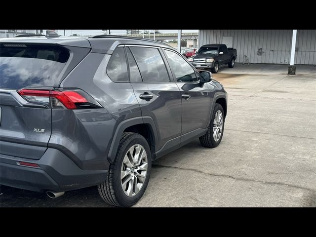 2020 Toyota RAV4 XLE Premium