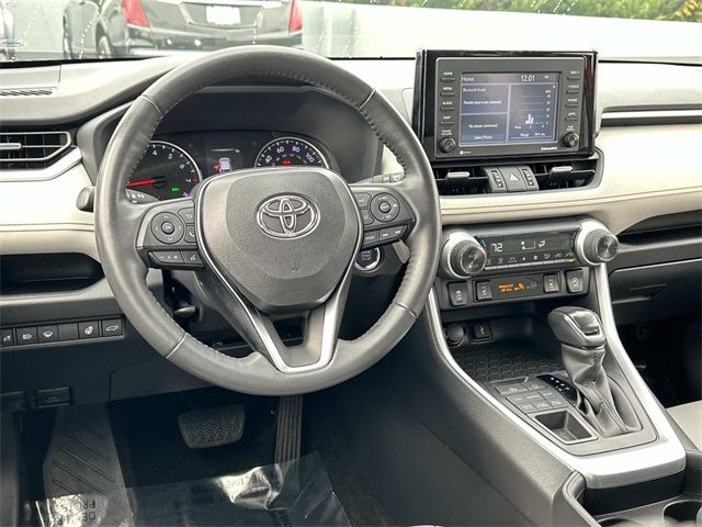 2020 Toyota RAV4 XLE Premium