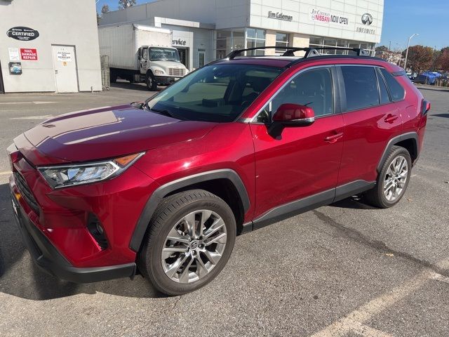 2020 Toyota RAV4 XLE Premium