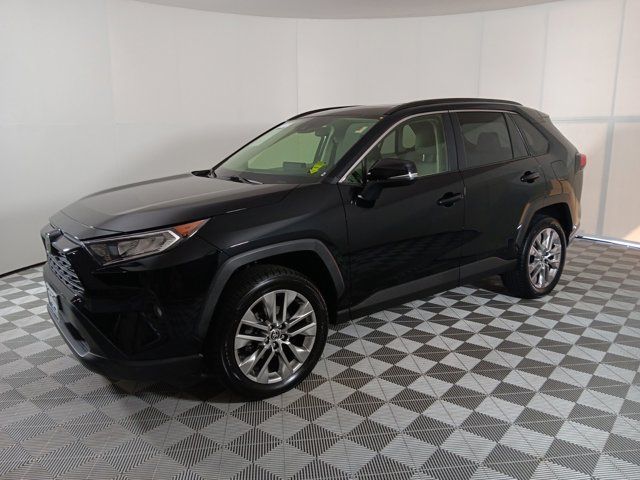 2020 Toyota RAV4 XLE Premium