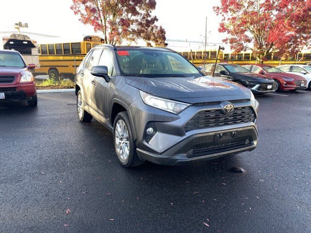 2020 Toyota RAV4 XLE Premium