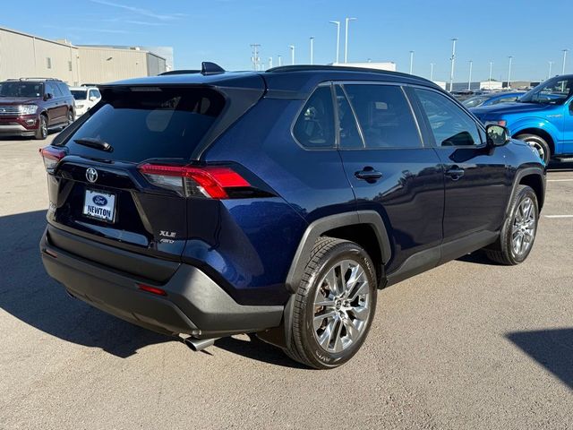 2020 Toyota RAV4 XLE Premium