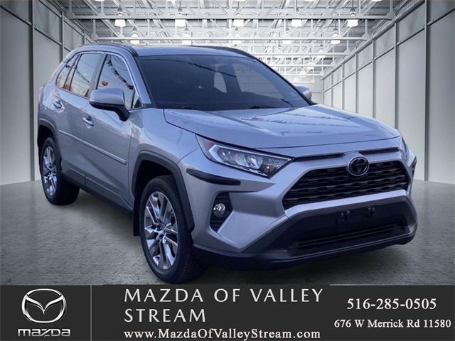 2020 Toyota RAV4 XLE Premium