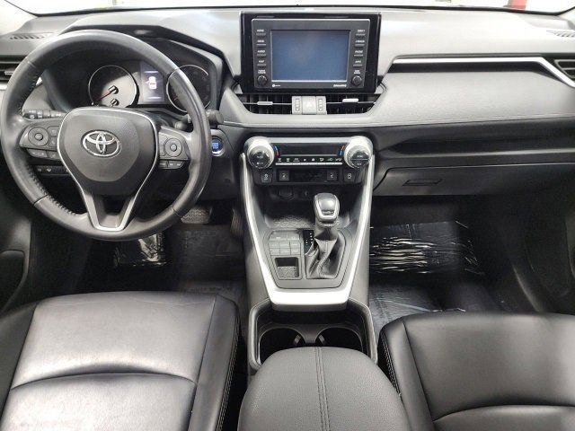 2020 Toyota RAV4 XLE Premium