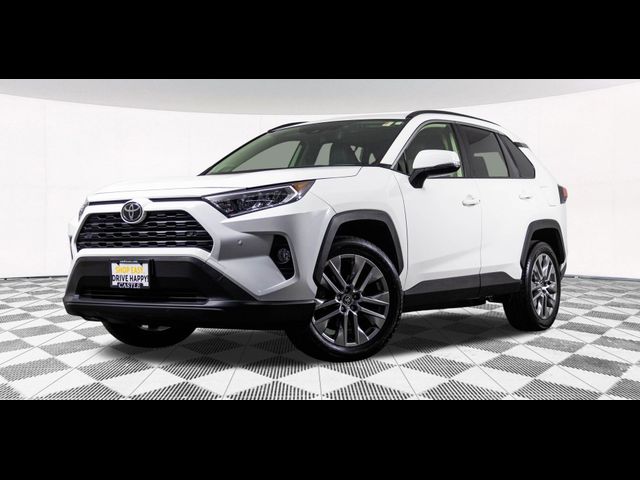 2020 Toyota RAV4 XLE Premium