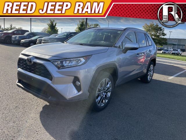 2020 Toyota RAV4 XLE Premium