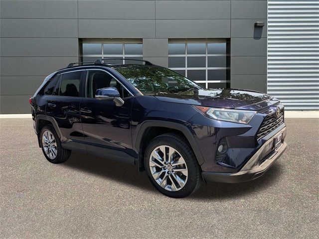 2020 Toyota RAV4 XLE Premium