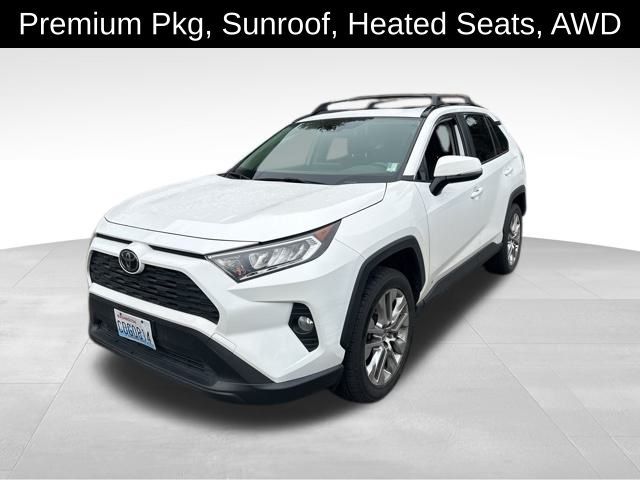 2020 Toyota RAV4 XLE Premium