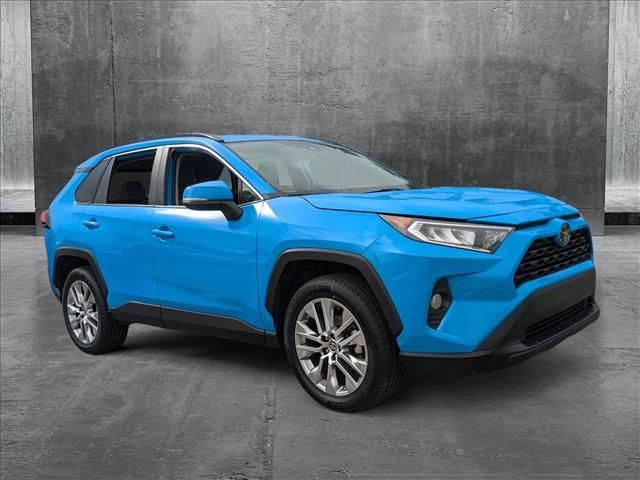 2020 Toyota RAV4 XLE Premium