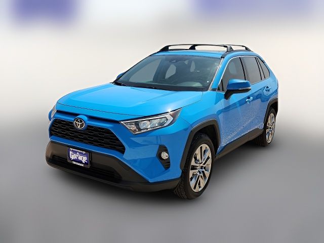 2020 Toyota RAV4 XLE Premium