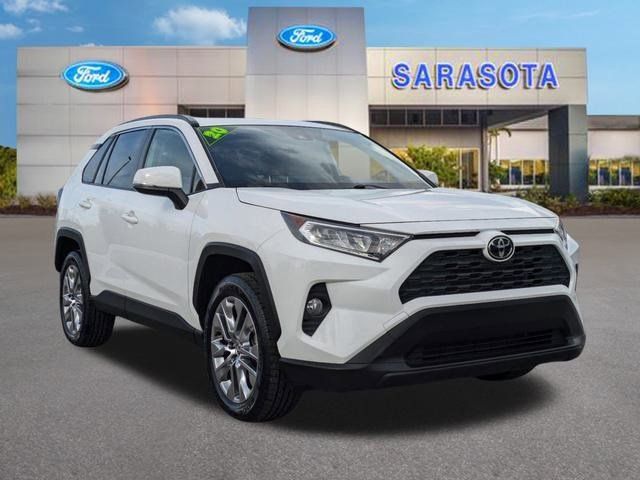 2020 Toyota RAV4 XLE Premium