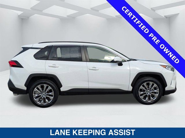 2020 Toyota RAV4 XLE Premium