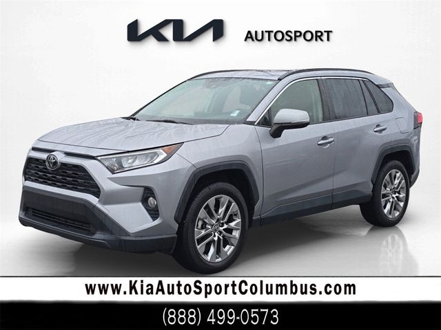 2020 Toyota RAV4 XLE Premium