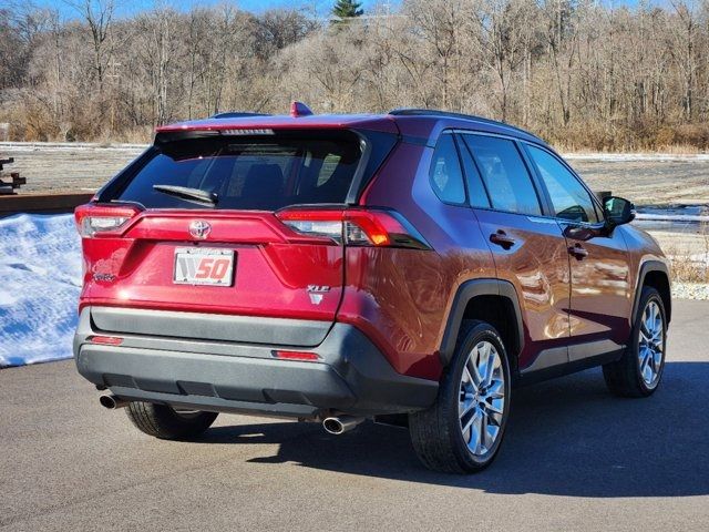 2020 Toyota RAV4 XLE Premium