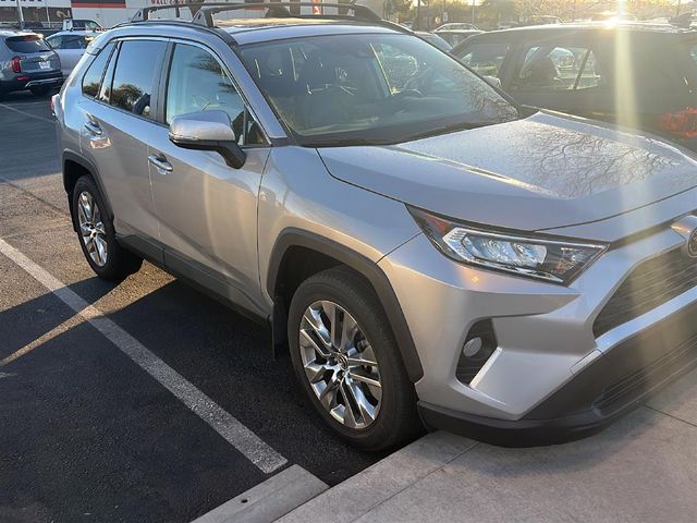 2020 Toyota RAV4 XLE Premium