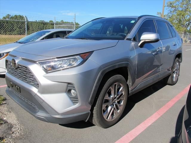 2020 Toyota RAV4 XLE Premium