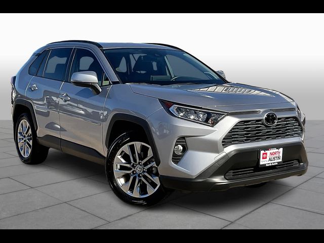 2020 Toyota RAV4 XLE Premium