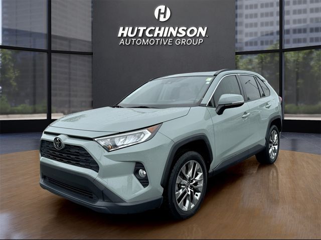 2020 Toyota RAV4 XLE Premium