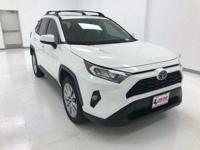 2020 Toyota RAV4 XLE Premium