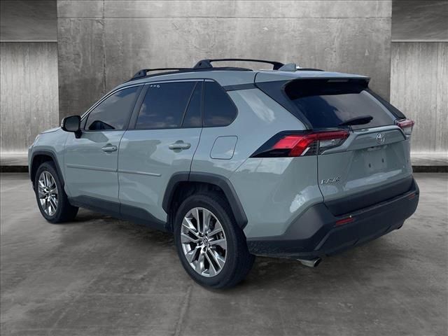 2020 Toyota RAV4 XLE Premium