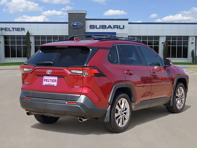 2020 Toyota RAV4 XLE Premium