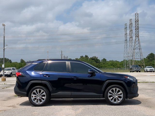 2020 Toyota RAV4 XLE Premium