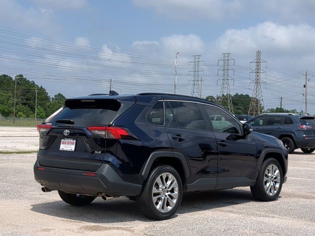 2020 Toyota RAV4 XLE Premium