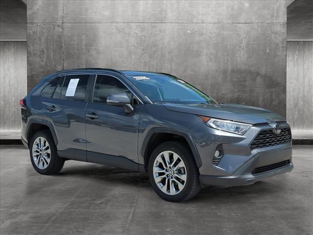 2020 Toyota RAV4 XLE Premium