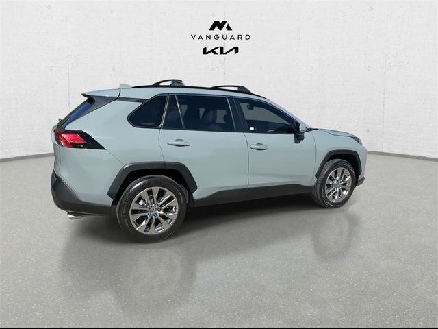 2020 Toyota RAV4 XLE Premium