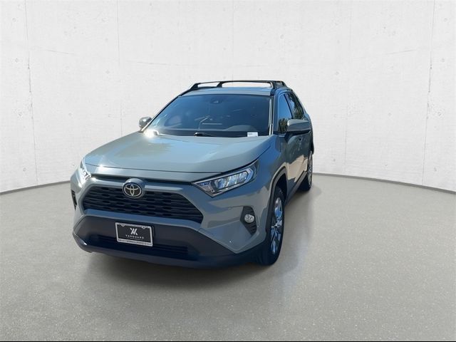 2020 Toyota RAV4 XLE Premium