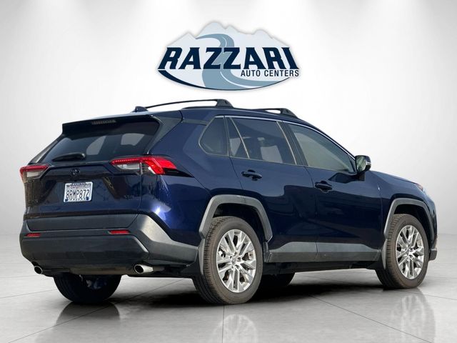 2020 Toyota RAV4 XLE Premium