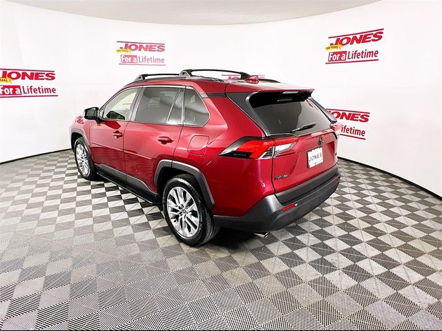 2020 Toyota RAV4 XLE Premium