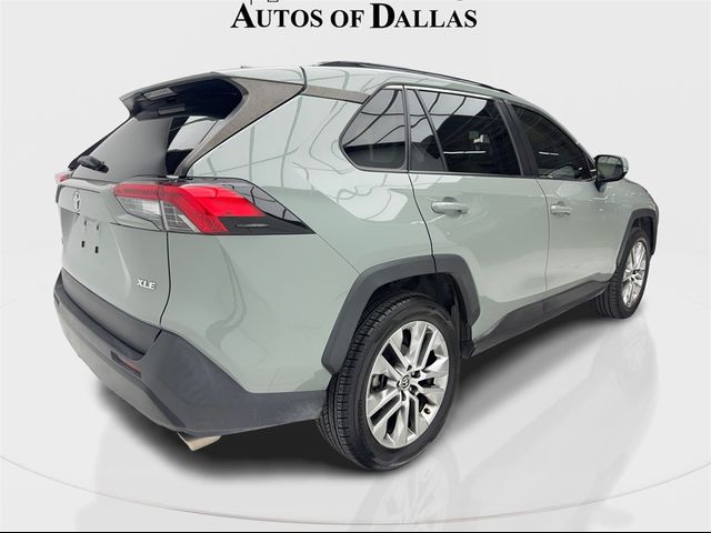 2020 Toyota RAV4 XLE Premium