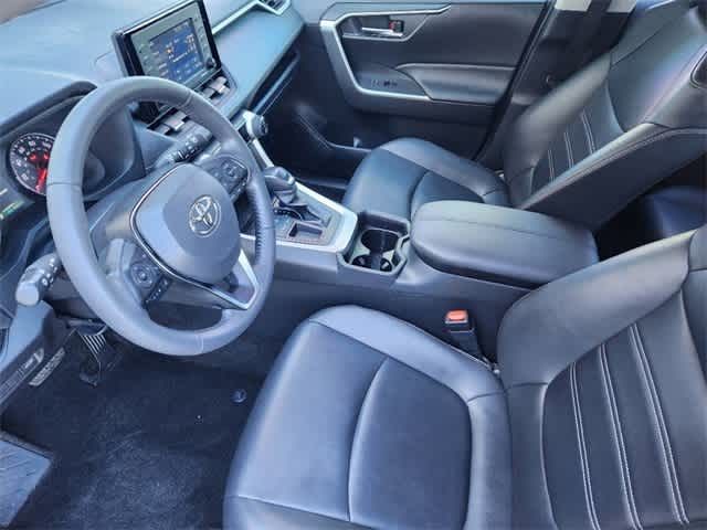 2020 Toyota RAV4 XLE Premium