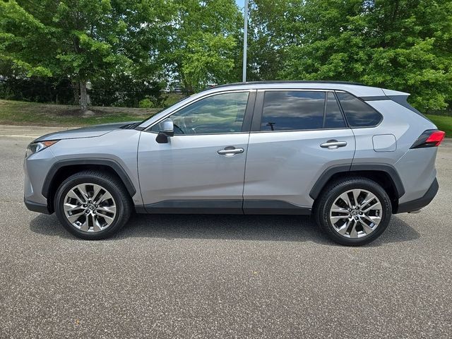 2020 Toyota RAV4 XLE Premium