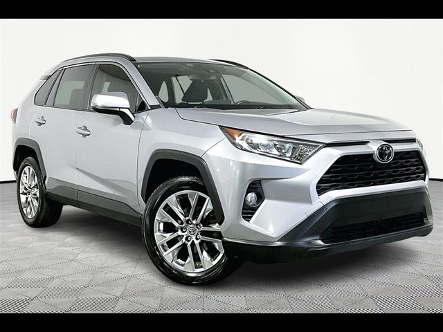 2020 Toyota RAV4 XLE Premium