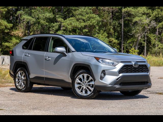 2020 Toyota RAV4 XLE Premium