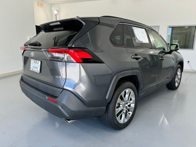 2020 Toyota RAV4 XLE Premium